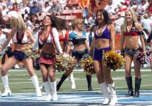 Pro_Bowl_2006_cheerleaders.jpg