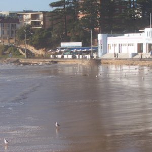 Old Cronulla Kiosk in background and blue surf club