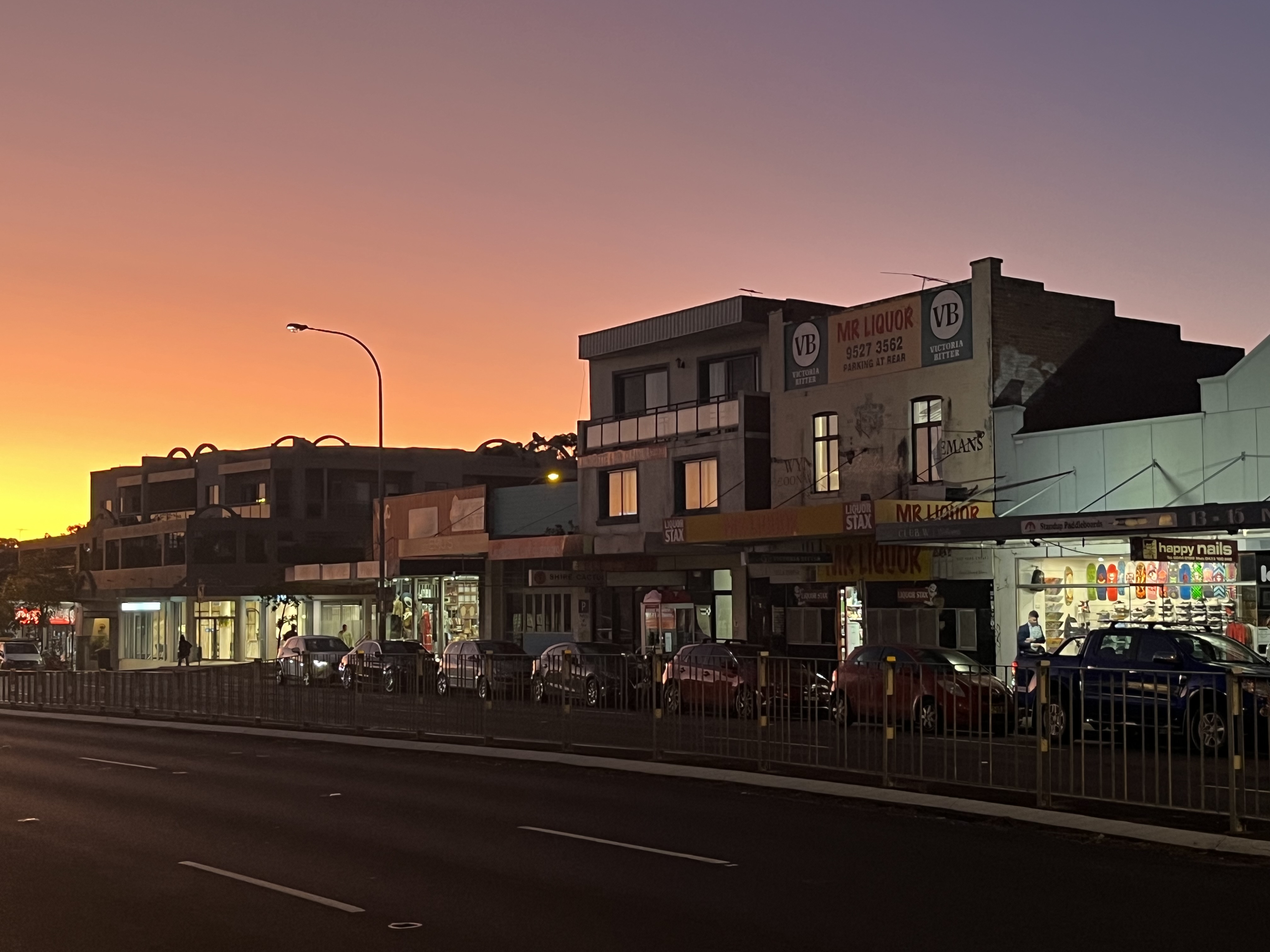 Don't let the Sun go down on me... Kingsway Cronulla 2023, before redevelopment