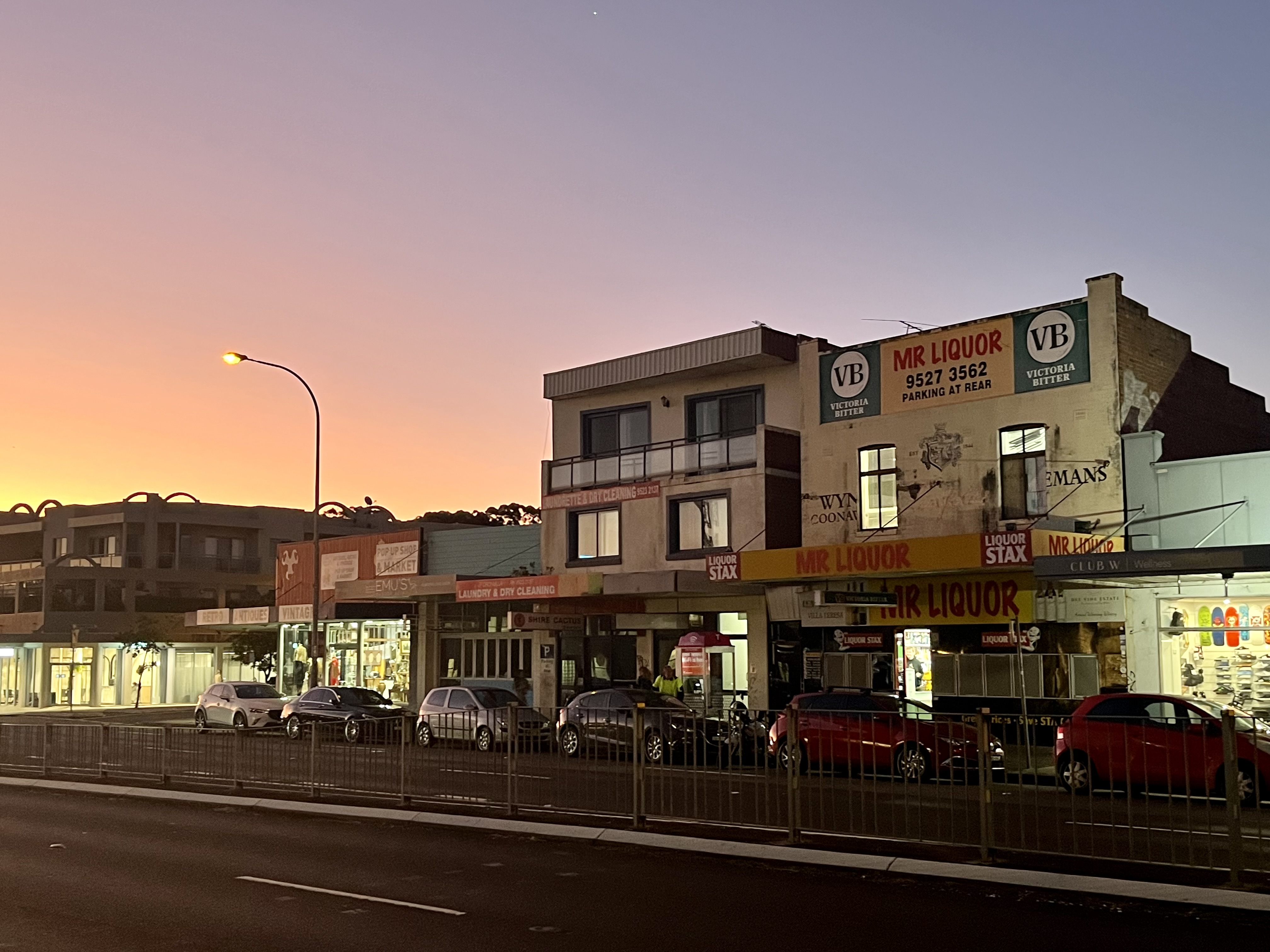 Don't let the Sun go down on me... Kingsway Cronulla 2023, before redevelopment